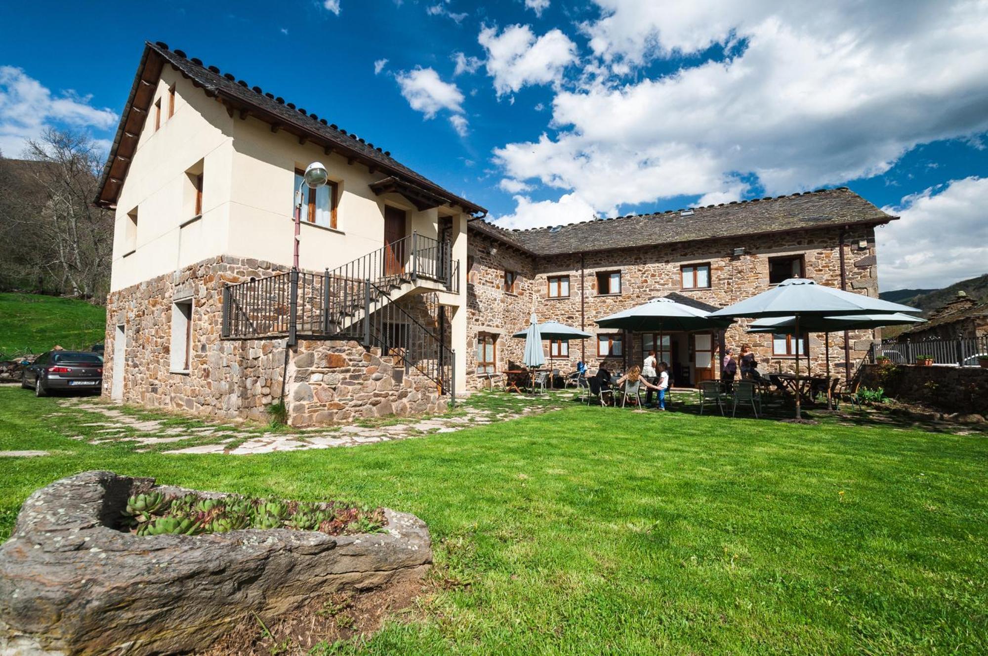 Hotel Rural La Bolera Robles de Laciana Exterior foto